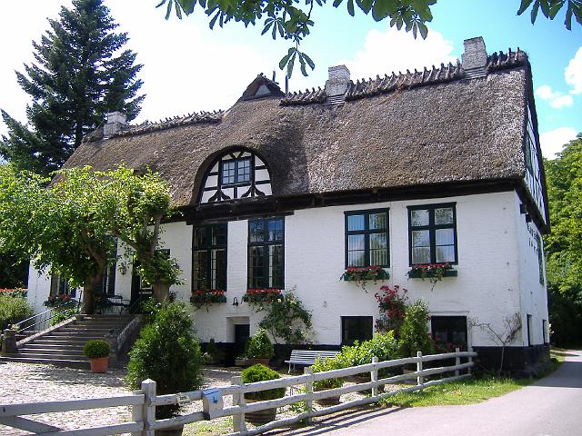 2008 - 023.jpg - beim Landarzt